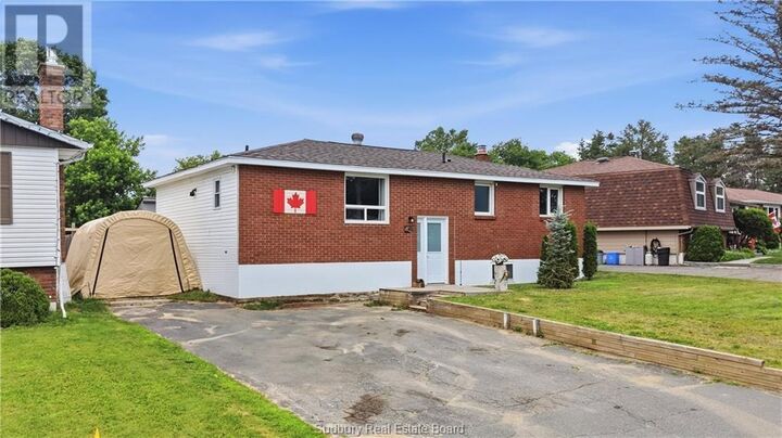 Property Photo:  43 Shamess Crescent  ON P5E 1B9 