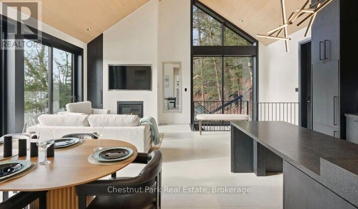 Property Photo:  1036 Carlson Place  ON P1L 1X3 