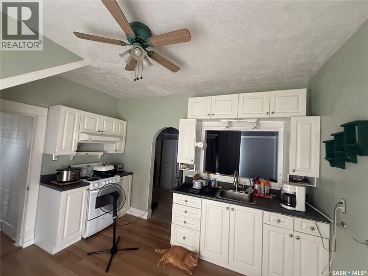 Property Photo:  381 Main Street  SK S0C 0K0 