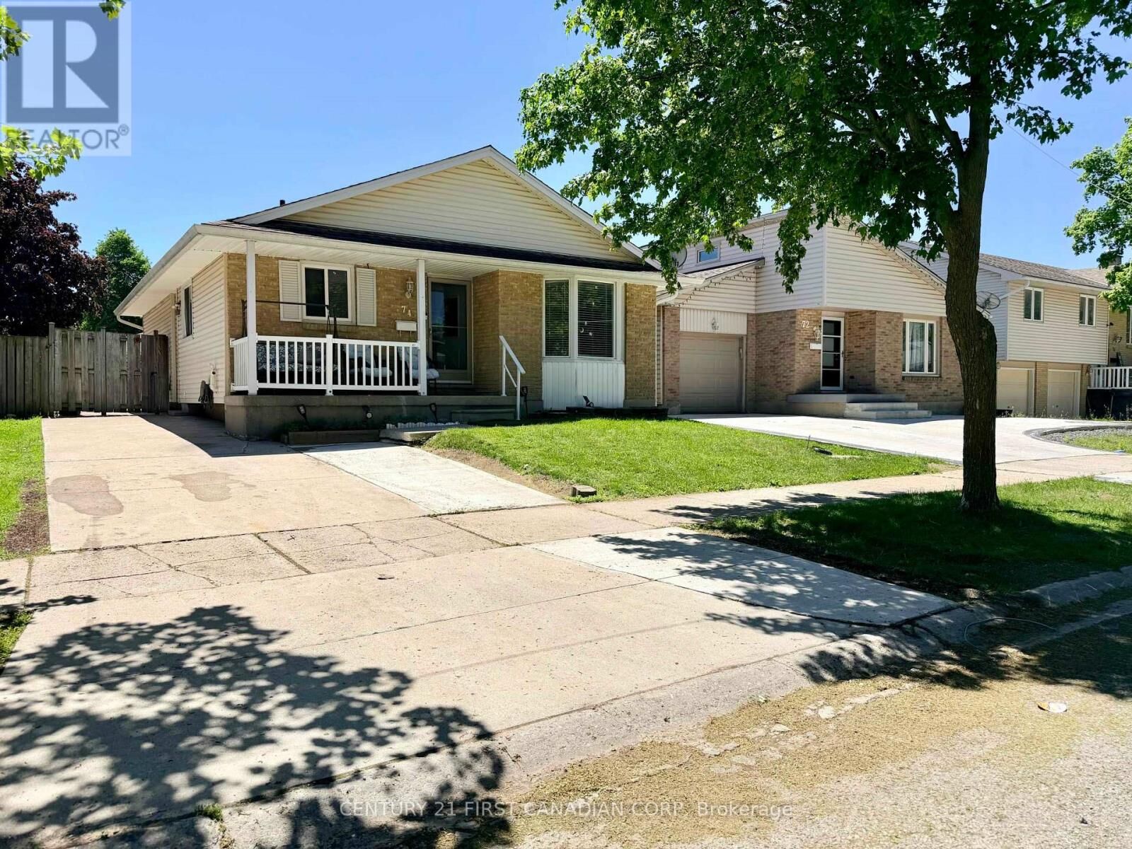 Property Photo:  74 Tumbleweed Crescent  ON N6E 2N8 