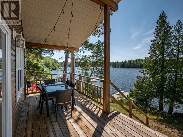 Property Photo: 80 Bay Point Rd, Crest Resort Longbow Lake ON P0X 1H0