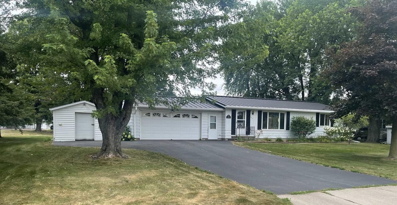 Property Photo:  406 E Pine Street  WI 54405 