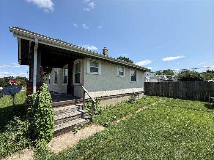 Property Photo:  2406 Glenarm Avenue  OH 45420 