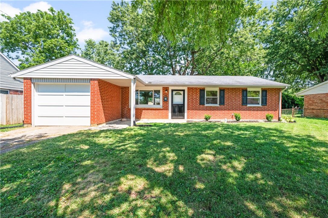Property Photo: 585 Montana Drive OH 45385
