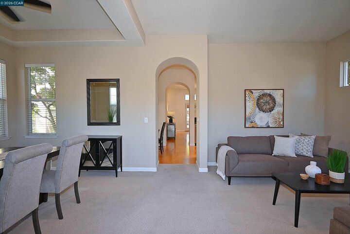 Property Photo: 513 Gabriel Ct CA 94597