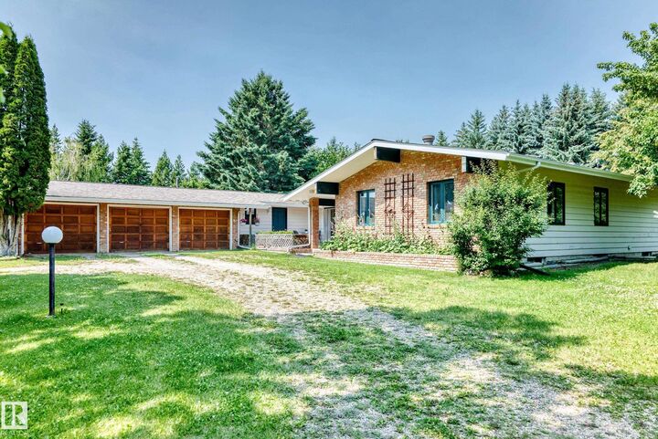 Property Photo: 25507 Twp Road 512 A 24 AB T7Y 1A8