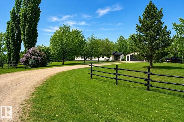 Property Photo: 2508 Twp Road 513 AB T7Y 3H8