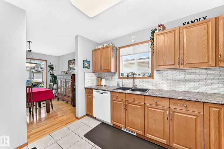 Property Photo:  4807 43A Avenue 204  AB T9E 8J6 