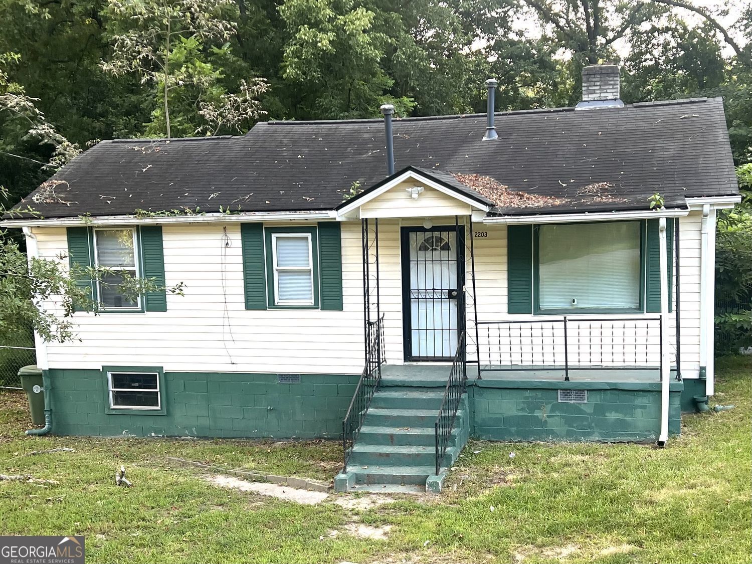 Property Photo:  2203 Tiger Flowers Drive NW  GA 30314 