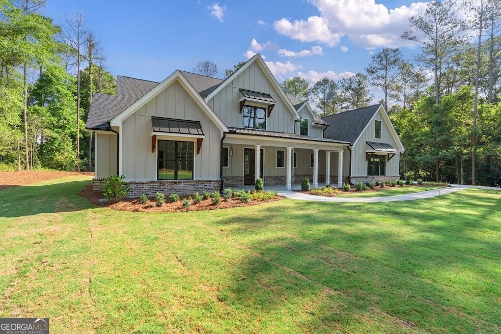 Property Photo:  135 Martin Cemetery Road  GA 30117 