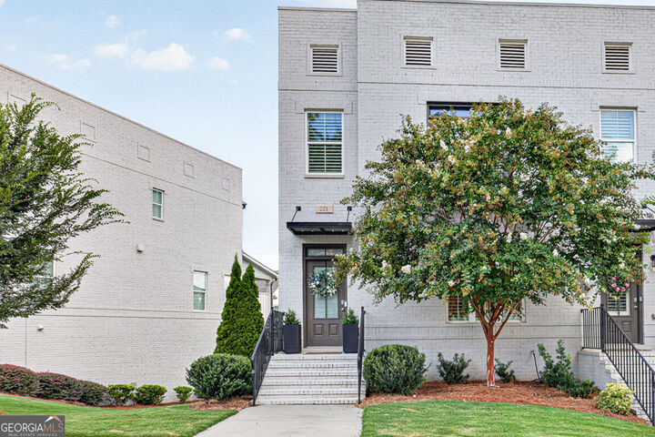 Property Photo: 221 Nash Street GA 30046