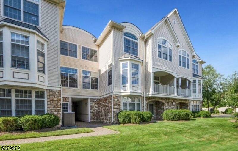 Property Photo:  109 Turlington Ct  NJ 07039 