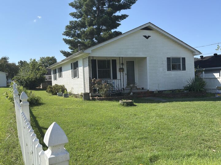 Property Photo: 124 Kentucky Avenue KY 40336