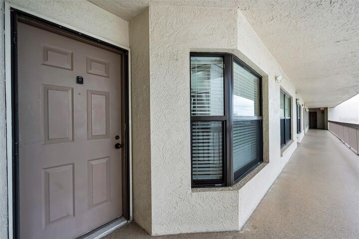 Property Photo:  1324 Pasadena Avenue S 605  FL 33707 
