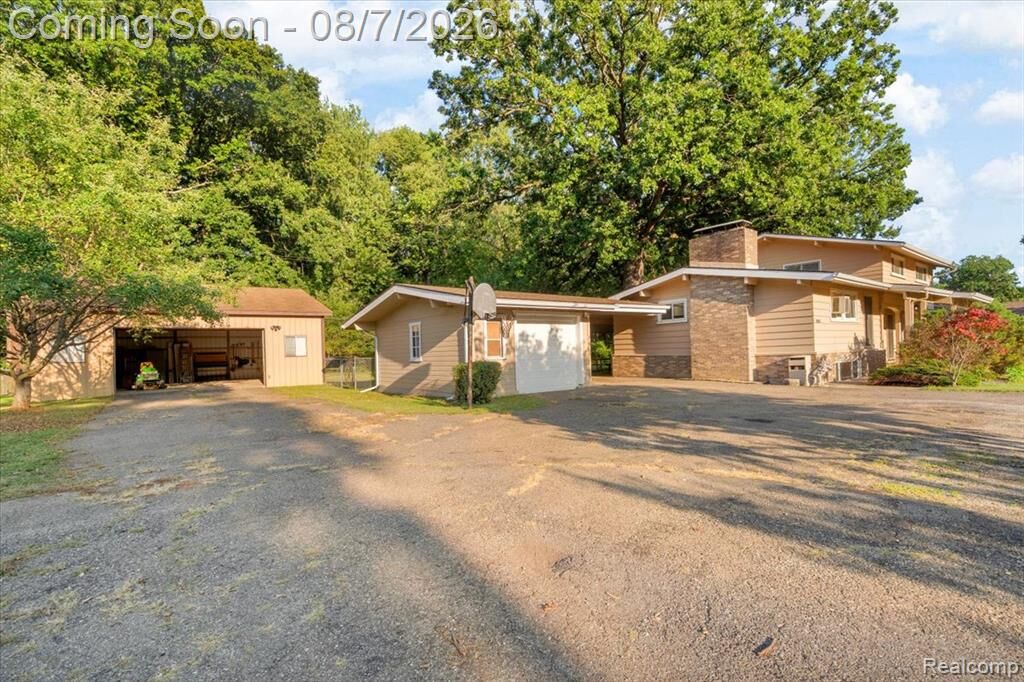 Property Photo: 28457 Relda Drive MI 48183 5079