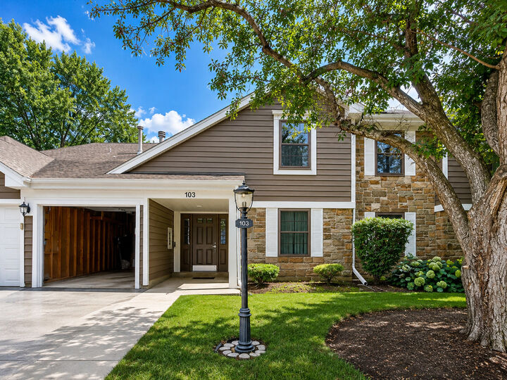 Property Photo:  103 Marble Hill Court B2  IL 60193 