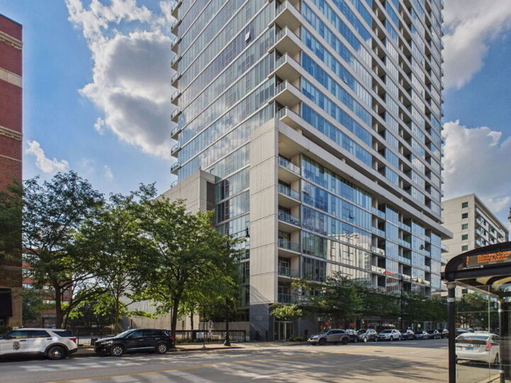 Property Photo:  1720 S Michigan Avenue 704  IL 60616 