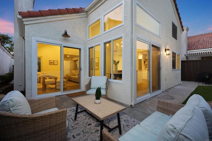 Property Photo: 12117 Putting Green Row CA 92128