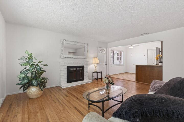 Property Photo: 3510 Ardmore Road CA 95821