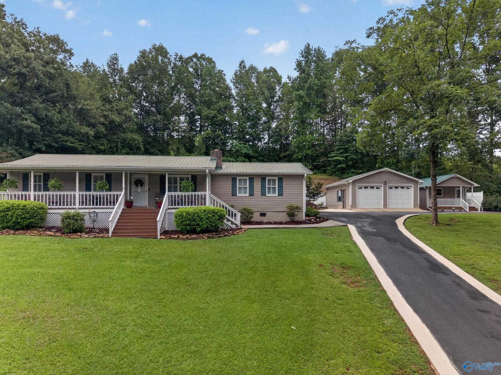 Property Photo:  2310 Sand Valley Road  AL 35954 