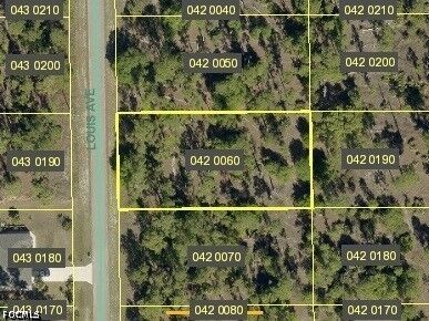 Property Photo:  1112 Roosevelt Avenue  FL 33936 