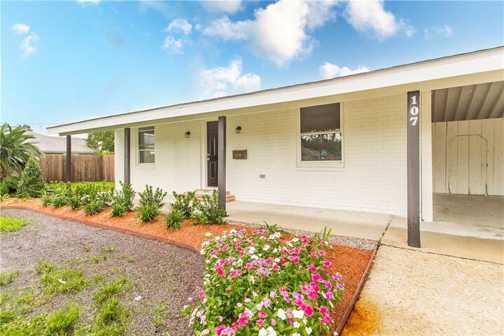 Property Photo:  107 Beta Street  LA 70037 
