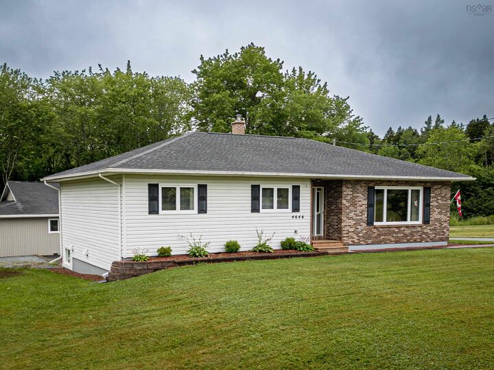 4646 Highway 14 — photo 1