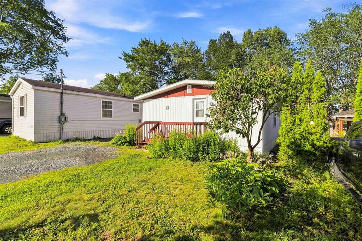 Property Photo: 13 Sneezy Avenue NS B3E 1C4