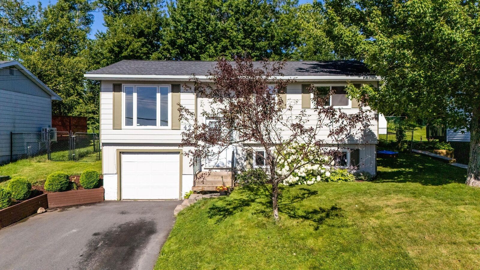 Property Photo: 42 Paxton Drive NS B2W 4T2