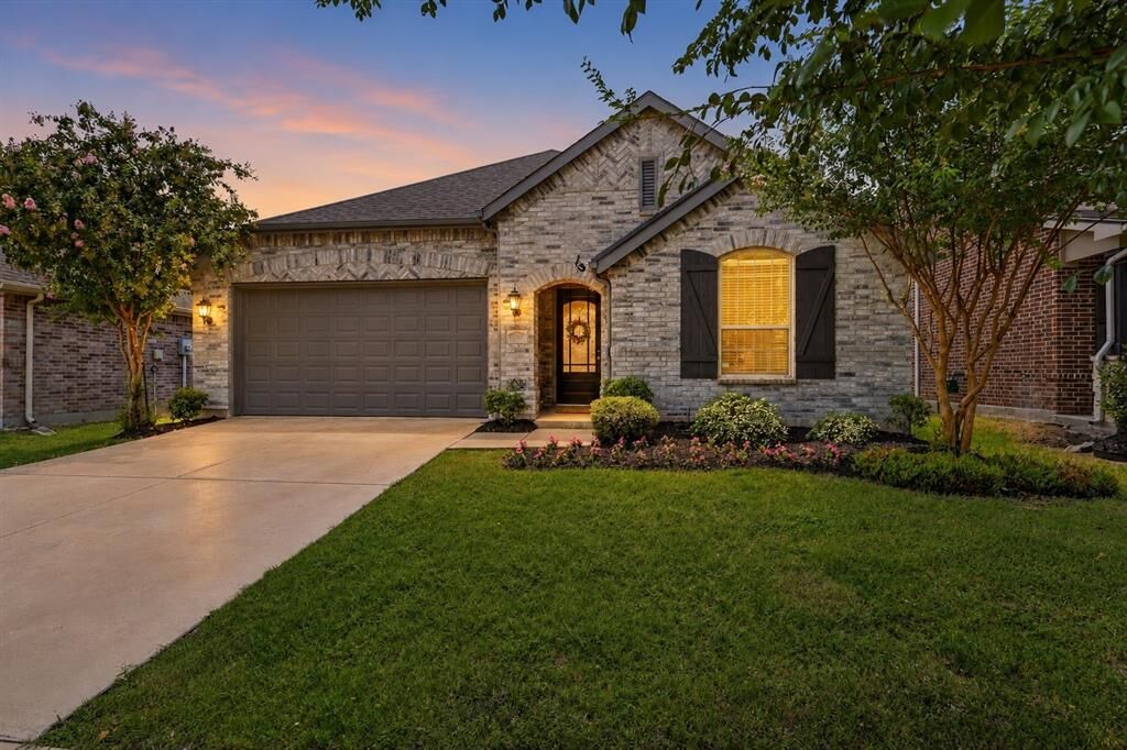 Property Photo:  1916 Outpost Creek Lane  TX 76227 