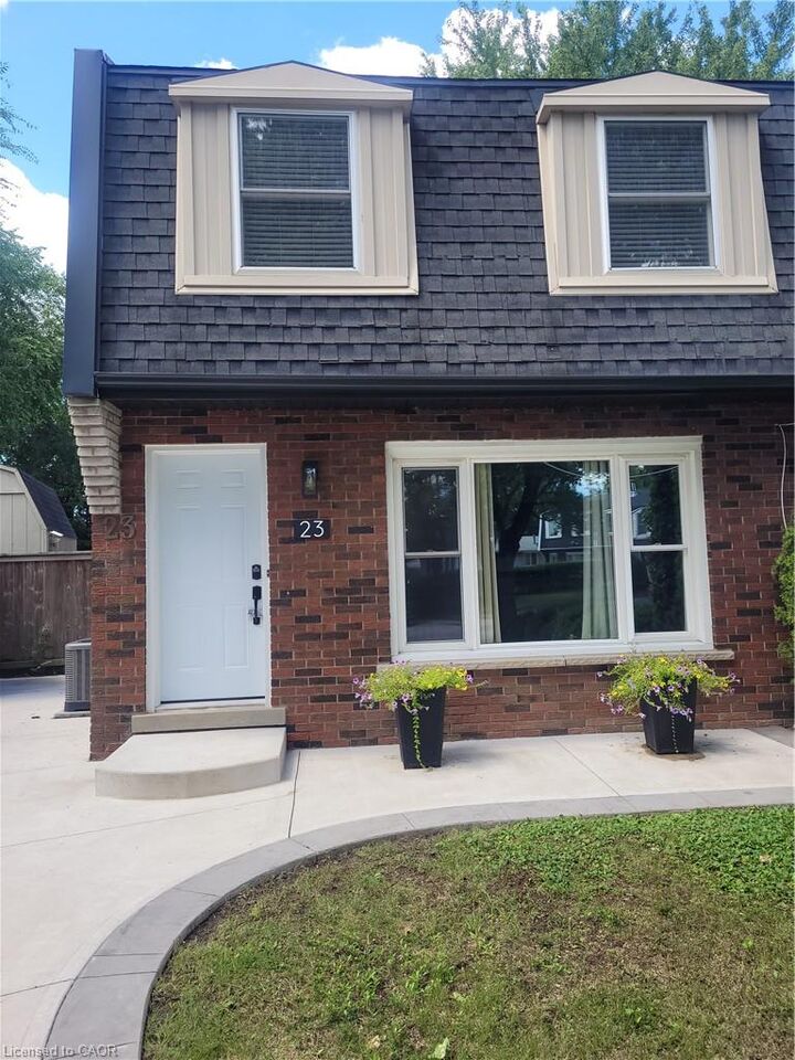 Property Photo: 23 Bentley Place ON L9C 2R5