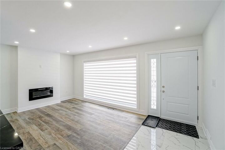 Property Photo:  8 Marlborough Road Upper  ON N1E 3X2 