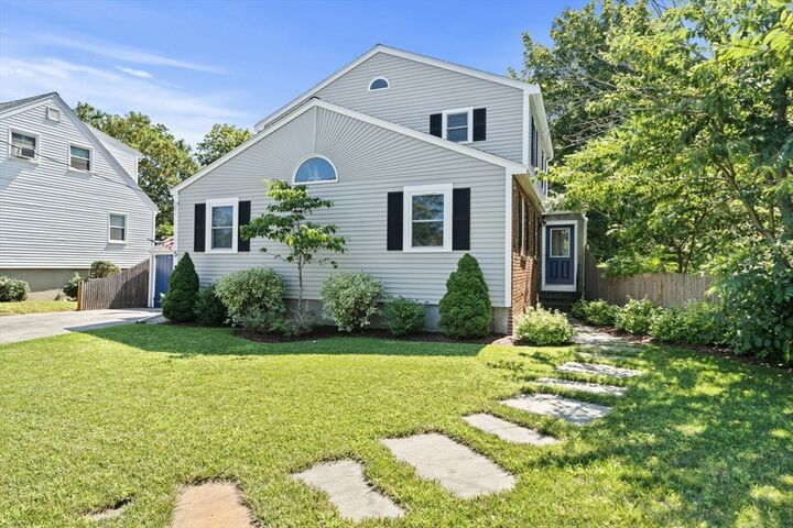 Property Photo:  5 Macarthur Circle  MA 01907 