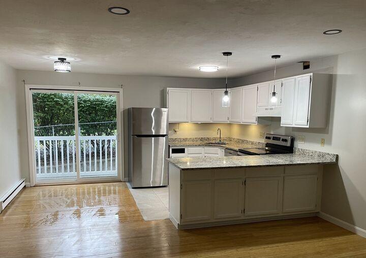 Property Photo: 71 Edgeworth St 16 MA 01605