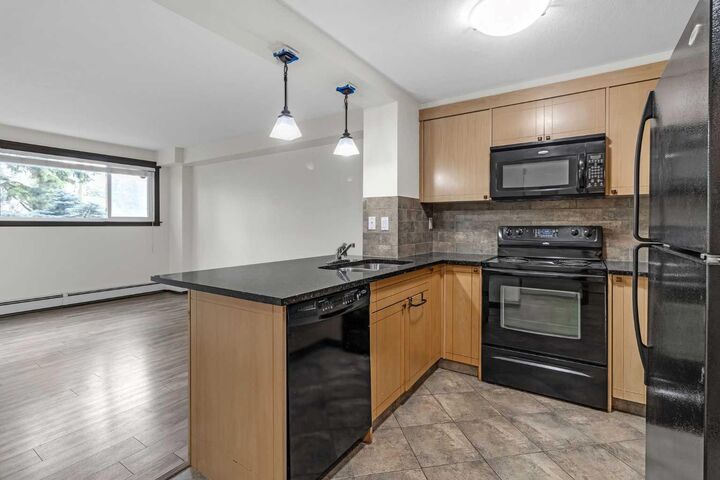 Property Photo: 315 50 Avenue SW 108 AB T2S 1H3