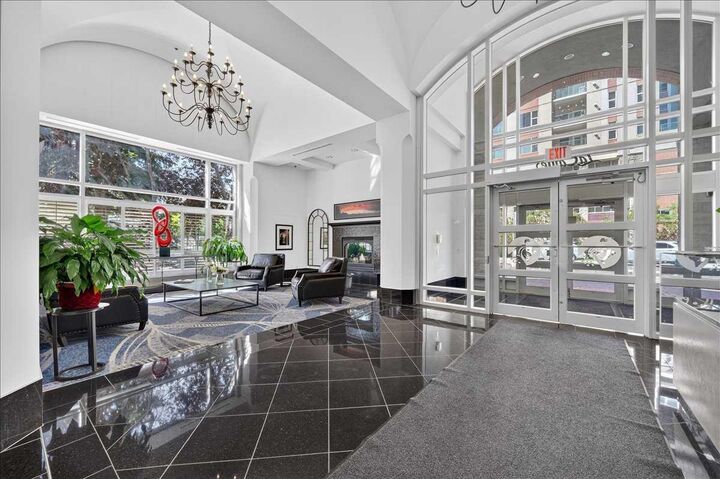 Property Photo: 110 7 Street SW 603 AB T2P 5M9