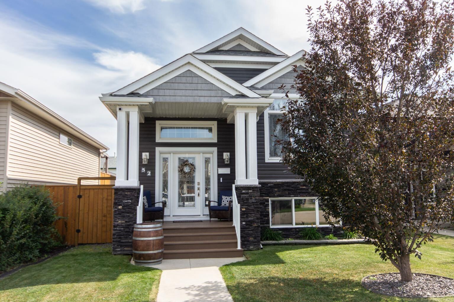 Property Photo:  52 Almond Crescent  AB T4M 0J6 