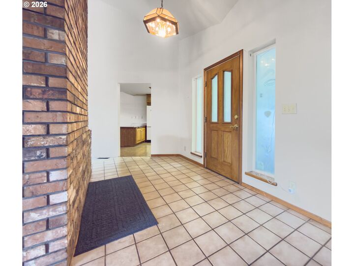 Property Photo:  17264 Mountain Dr  OR 97415 