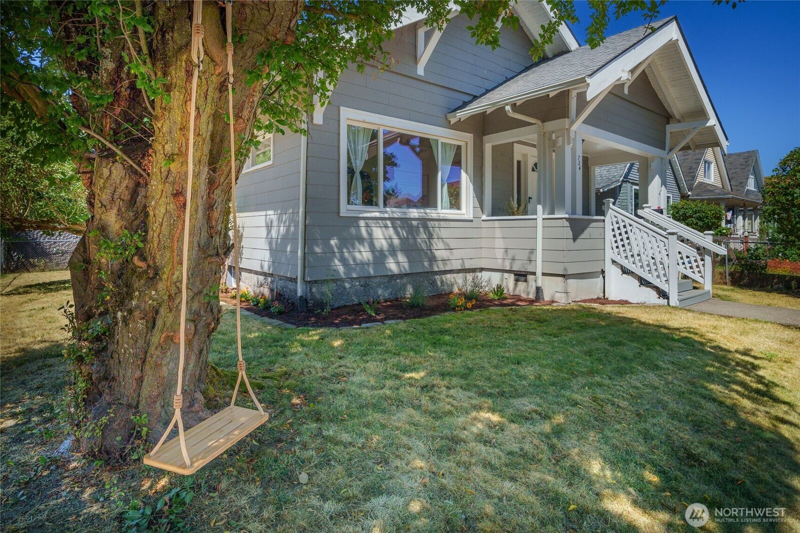 Property Photo: 724 S Cushman Avenue WA 98405