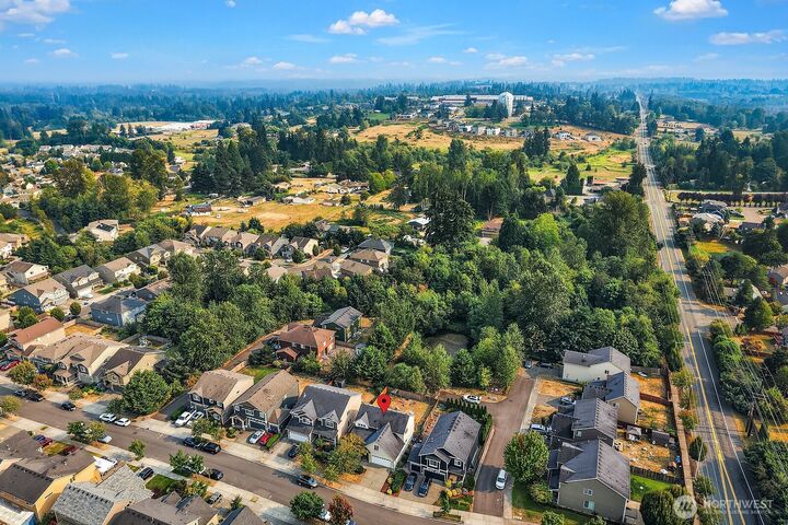 Property Photo:  12421 SE 278th Place  WA 98030 