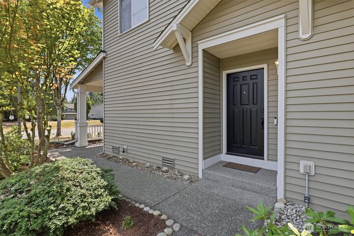 Property Photo: 17427 92nd Avenue NE WA 98011