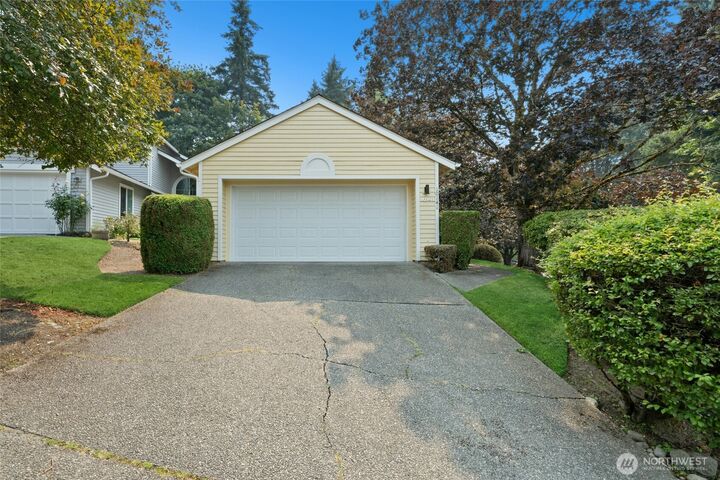 Property Photo: 10141 NE 126th Street WA 98034