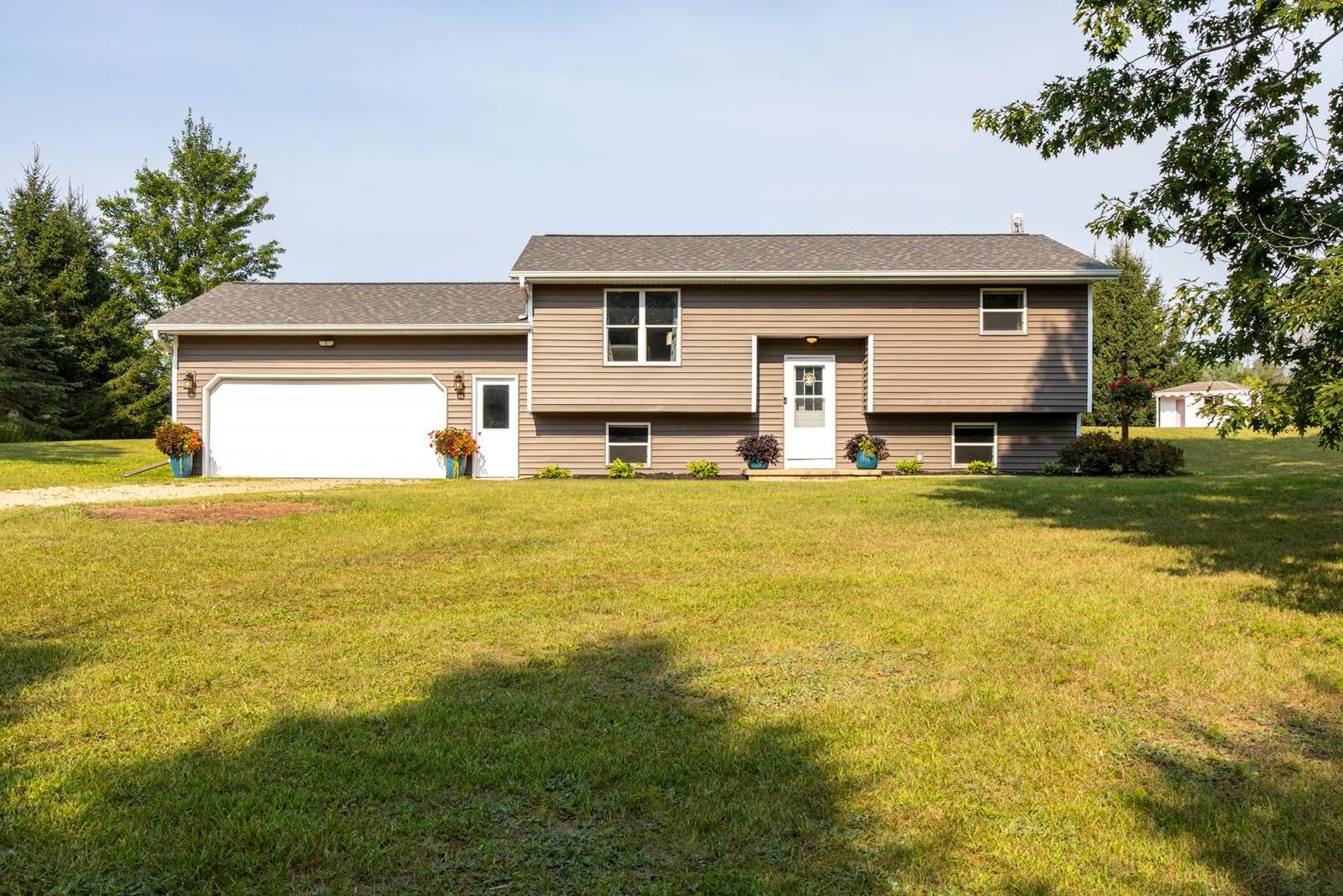 Property Photo:  N2275 Bean City Road  WI 54961 