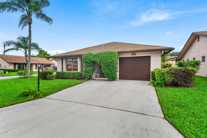 Property Photo: 6265 American Azalea Lane FL 33463