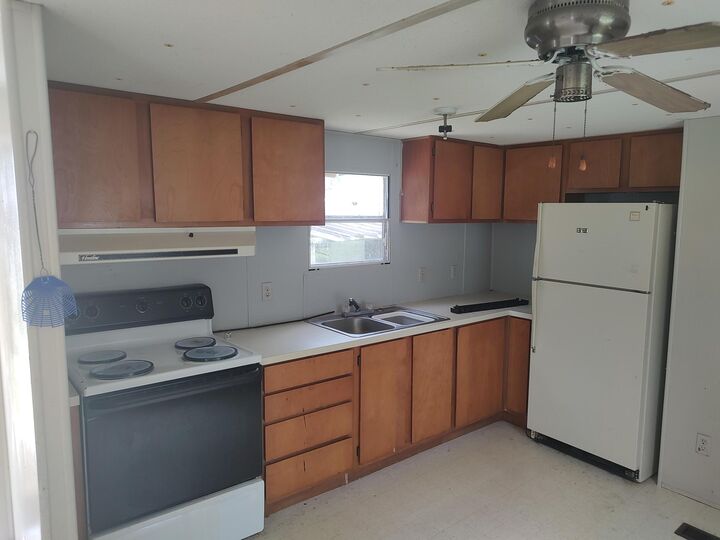 Property Photo:  1200 W Joy Lane  FL 34945 