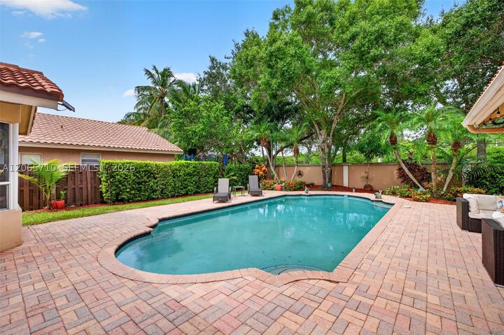 Property Photo: 581 NW 110th Ave FL 33324