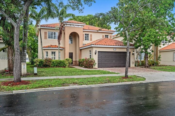 Property Photo: 1720 NE 35 Avenue FL 33033