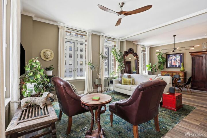 Property Photo:  201 Sansome Street 702  CA 94104 