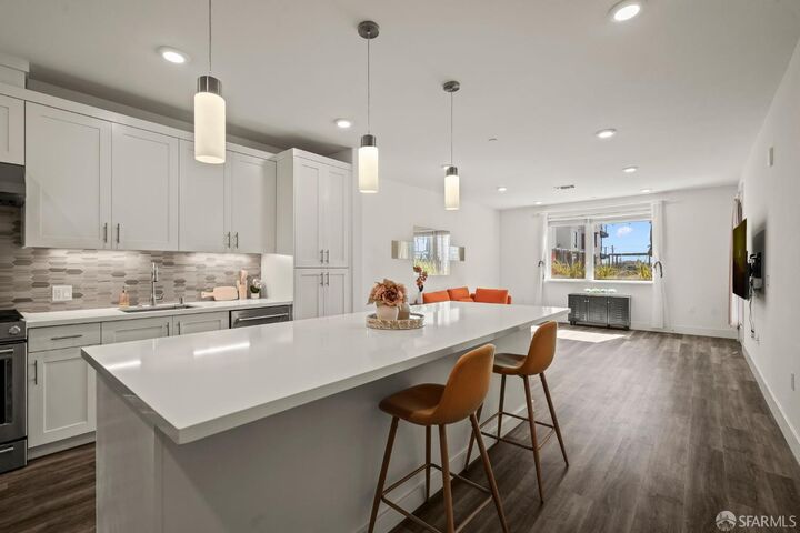 Property Photo: 3578 Rambla Place 316 CA 95051