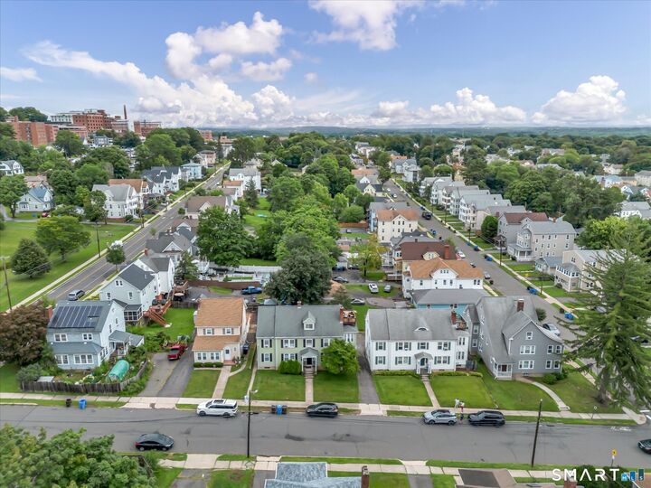Property Photo:  16 Vance Street  CT 06052 